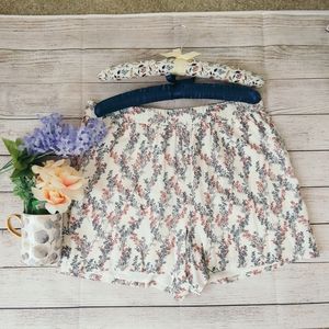 BCBG Sstream of Bloom Short